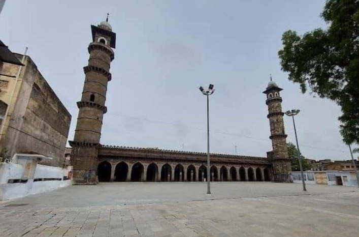 Masjid Ahle Hadees, Burhanpur, Madhya Pradesh - Vushii.com